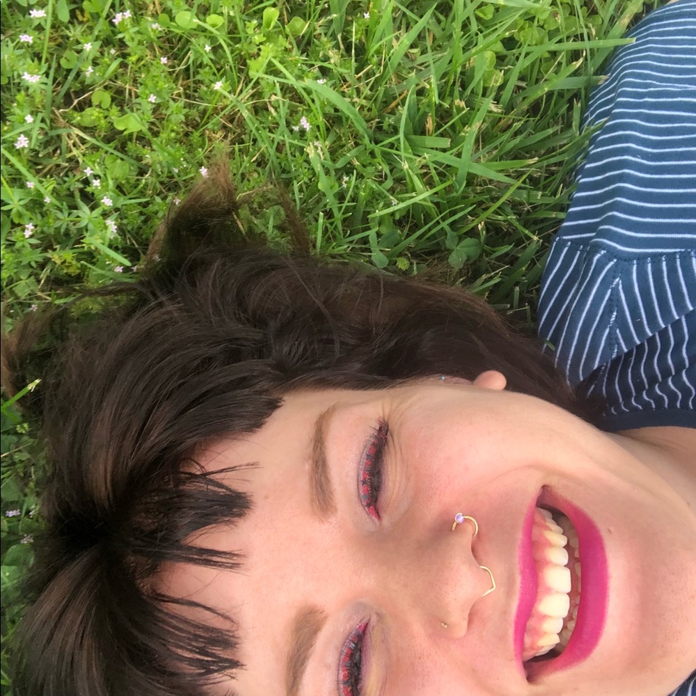 Meet your Posher, Ellie